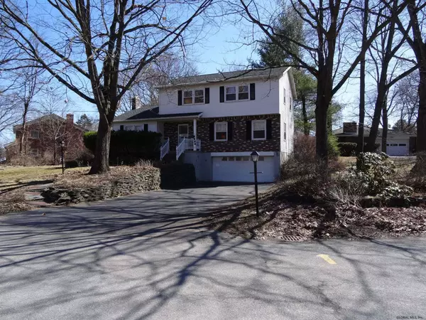 1001 TECUMSEH Way, Glenville, NY 12302