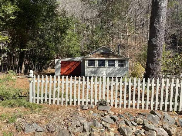 Hadley, NY 12835,1917 N SHORE Drive