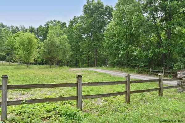 Ghent, NY 12075,40 LETTER S Road