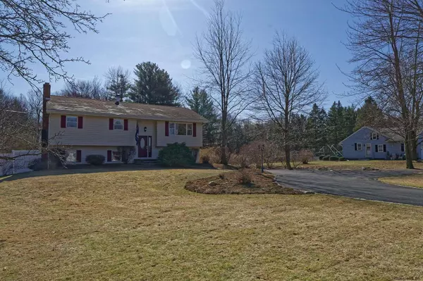 Clifton Park, NY 12019,151 ASHDOWN Road