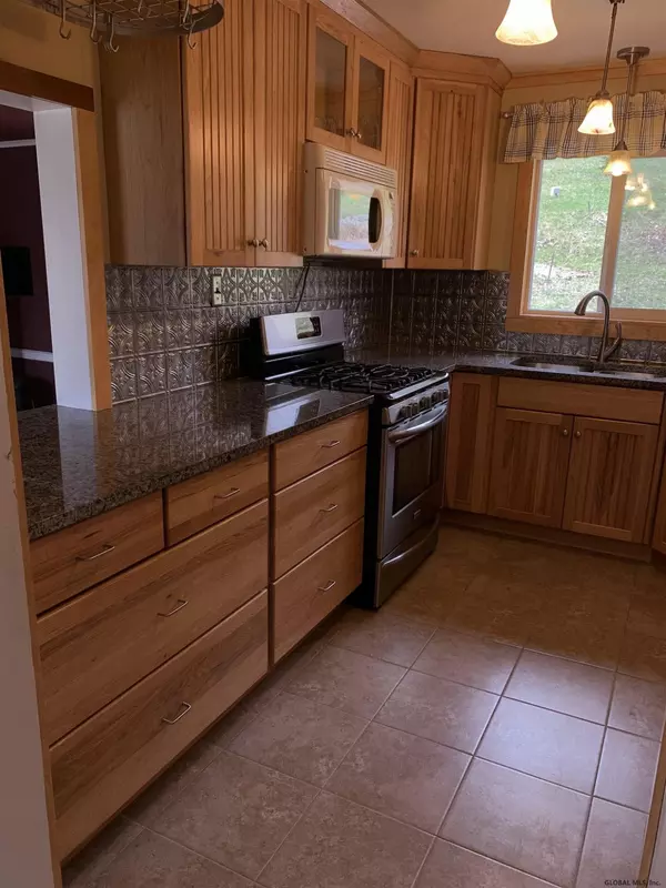 Ticonderoga, NY 12883,41 SAINT CLAIR Street