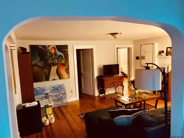 Glenville, NY 12302,3389 AMSTERDAM Road