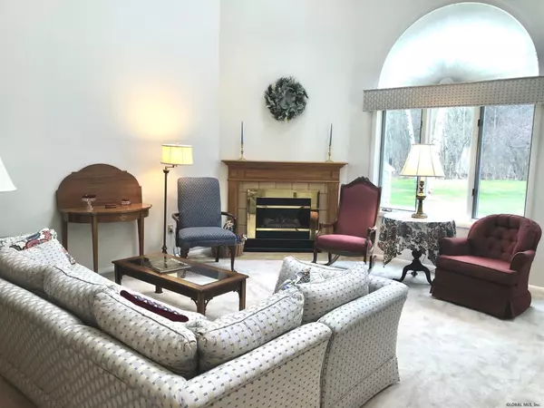 Queensbury, NY 12804,60 CRANE Court