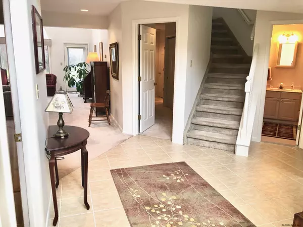 Queensbury, NY 12804,60 CRANE Court