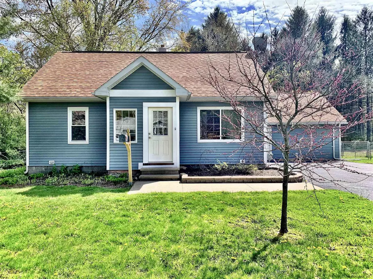 Glenville, NY 12302,27 EDMEL Road