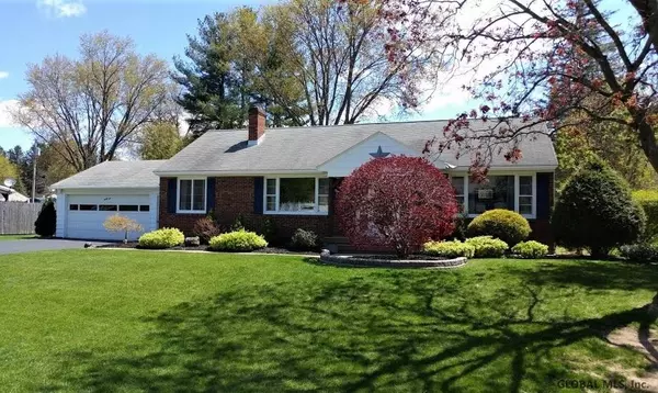 36 ST STEPHENS Lane, Glenville, NY 12302