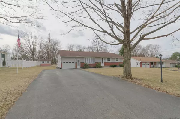 North Greenbush, NY 12180,20 SHEPHERD Drive