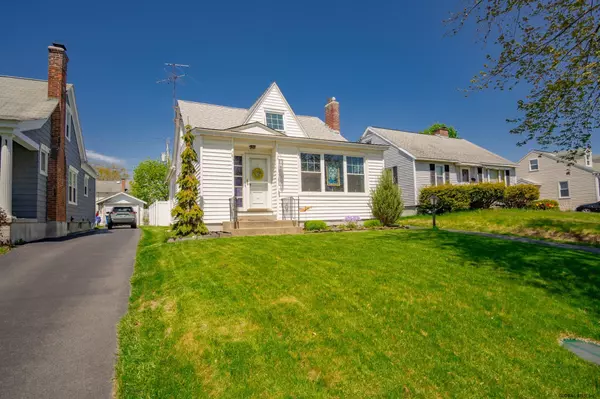 Albany, NY 12209,116 VAN SCHOICK Avenue