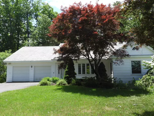 1570 KINGSTON Avenue, Schenectady, NY 12309