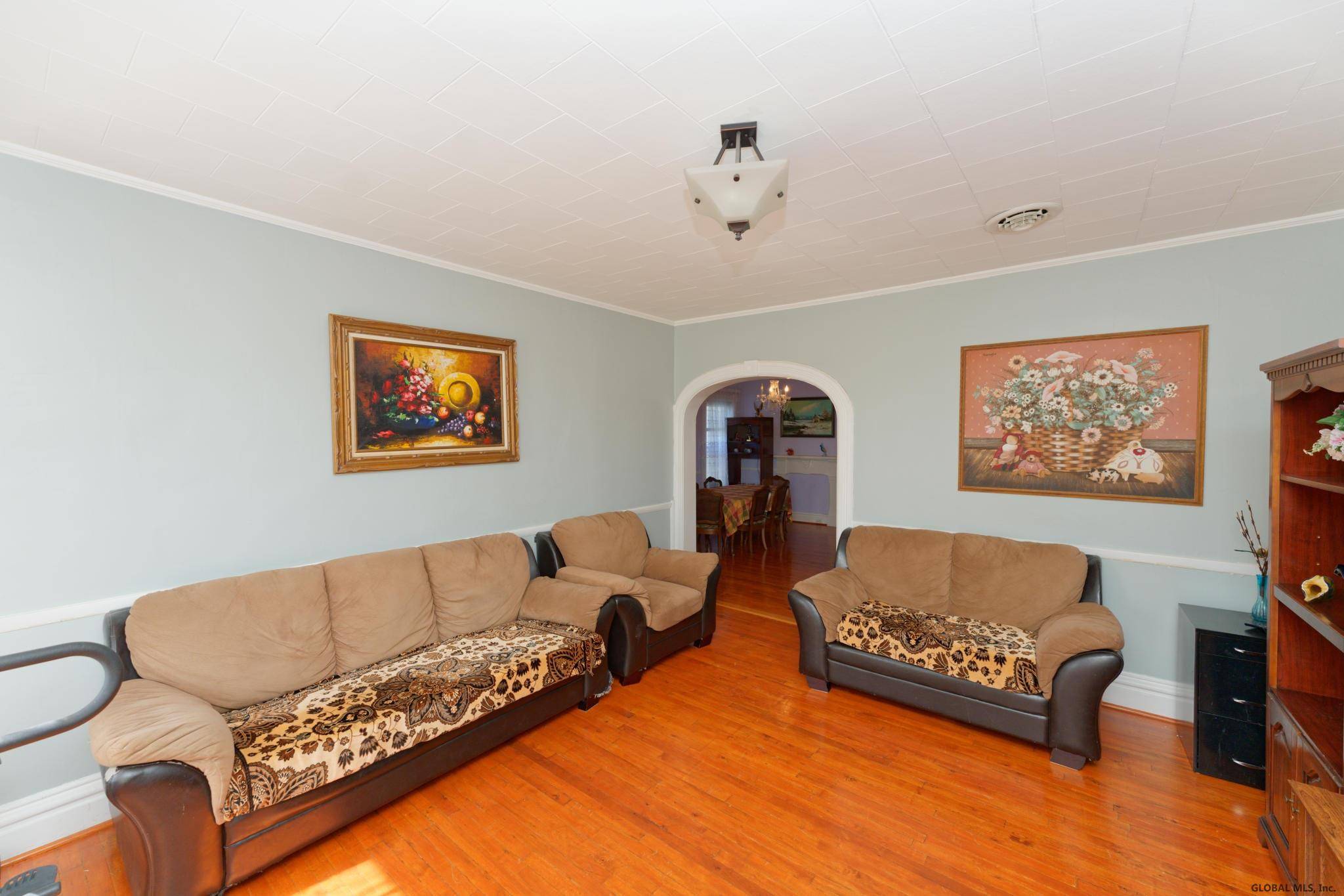 Watervliet, NY 12189,1547 7TH Avenue