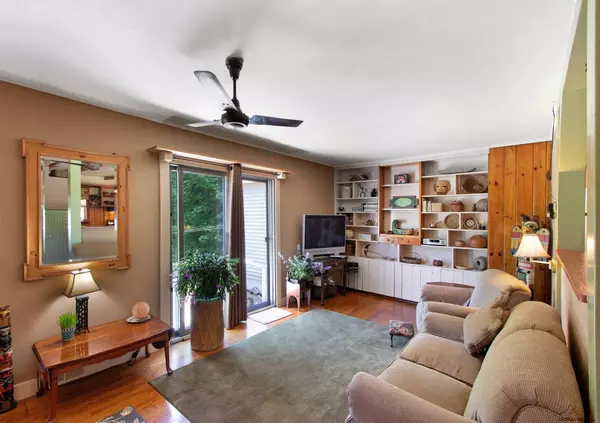 Glenville, NY 12302,834 SACANDAGA Road