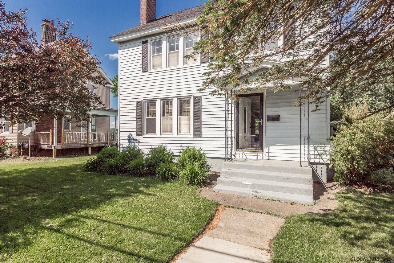 11 GRIEME Avenue, Amsterdam, NY 12010