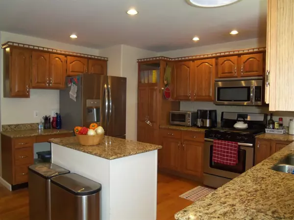 Glenville, NY 12302,7 LYNN Drive