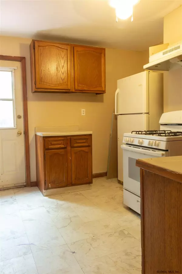 Albany, NY 12209,2 OCONNELL Street