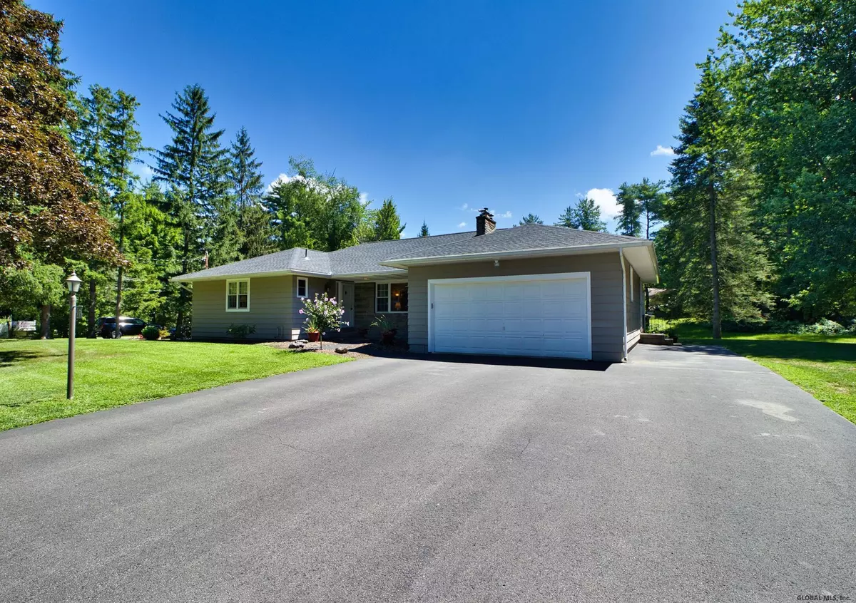 North Greenbush, NY 12144,27 GROVE Street