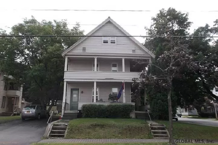 50 6TH Avenue, Gloversville, NY 12078