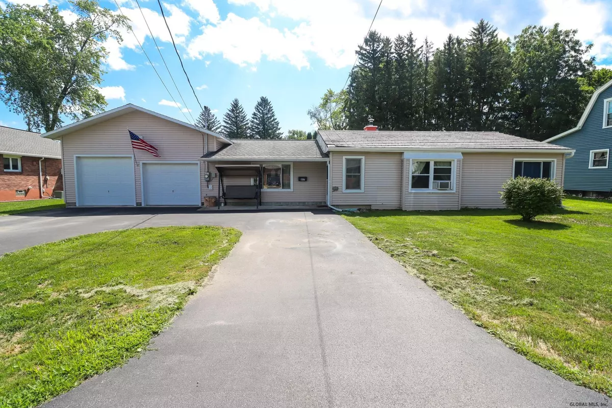 Glenville, NY 12302,807 PLEASANTVIEW Avenue