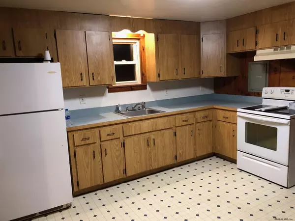 Corinth, NY 12822,1 WHITE Street