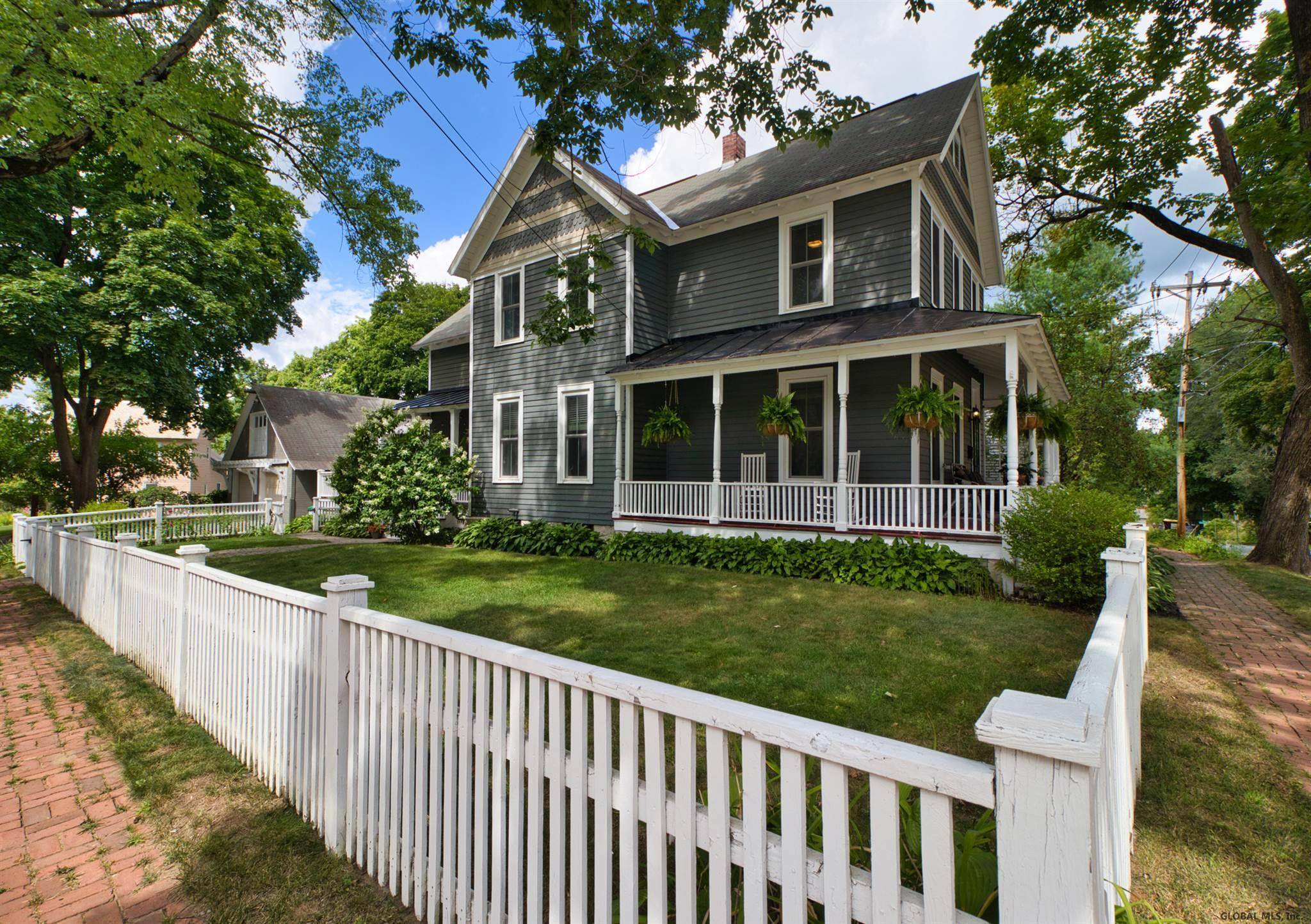 Saratoga Springs, Inside, NY 12866,303 NELSON Avenue