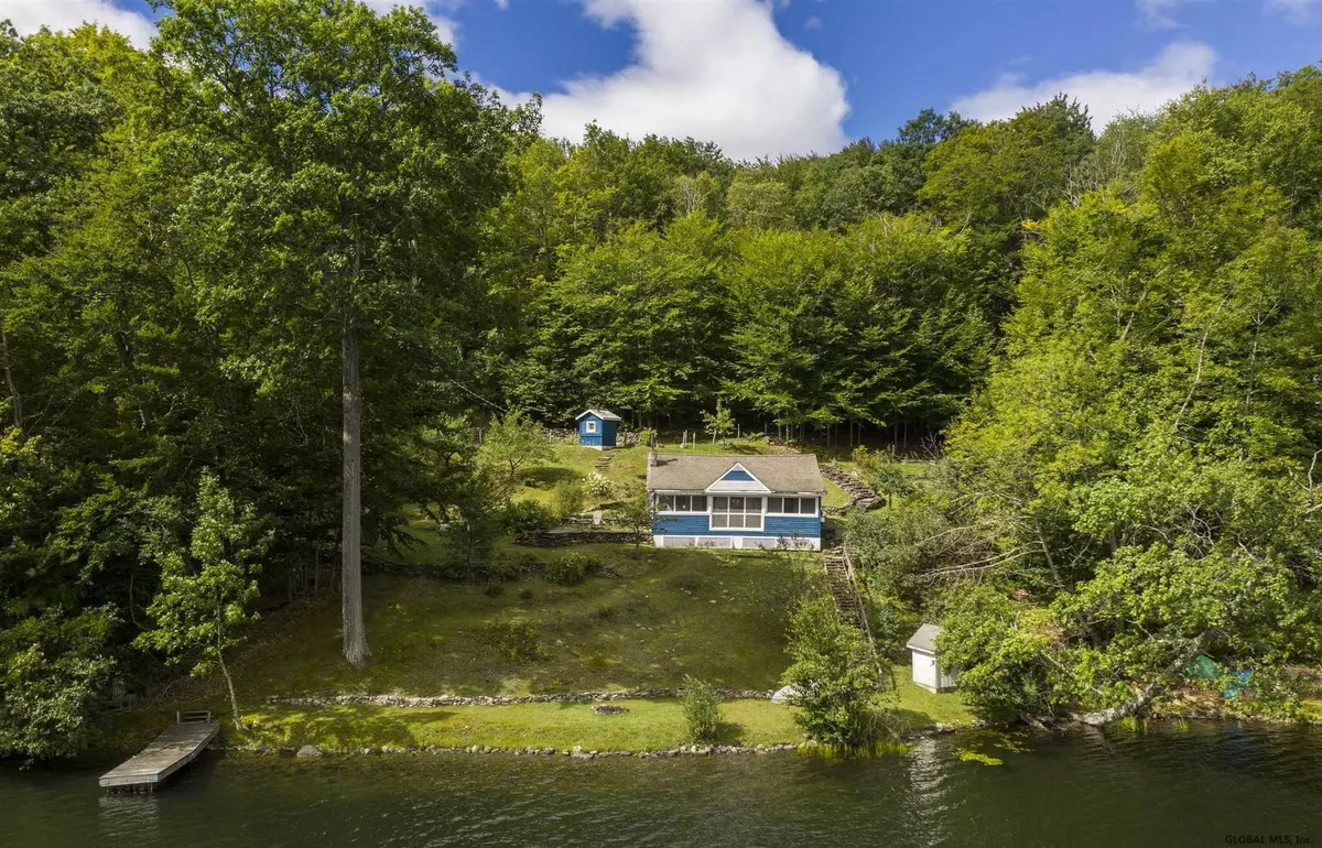 Salem, NY 12865,534 SCOTTS LAKE Road