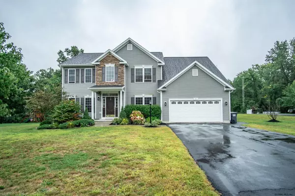 Halfmoon, NY 12118,36 RIDGEWOOD Drive