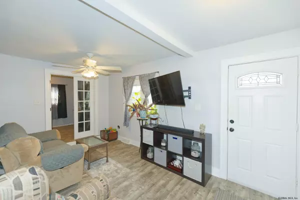 Glenville, NY 12302,507 S TOLL Street