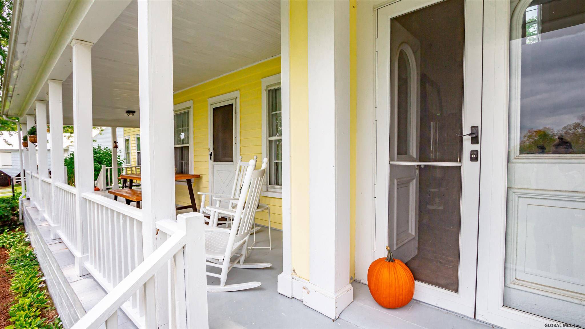 Wright, NY 12053,631 LARRY HILL Road