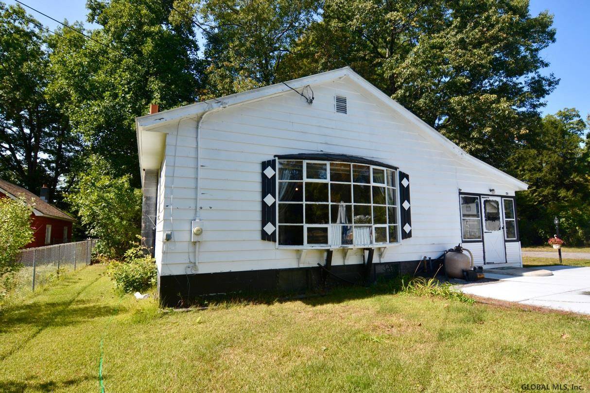 Lake Luzerne, NY 12846,121 HARRIS Avenue
