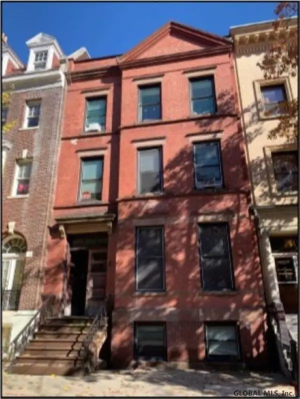 Albany, NY 12210,313 STATE Street