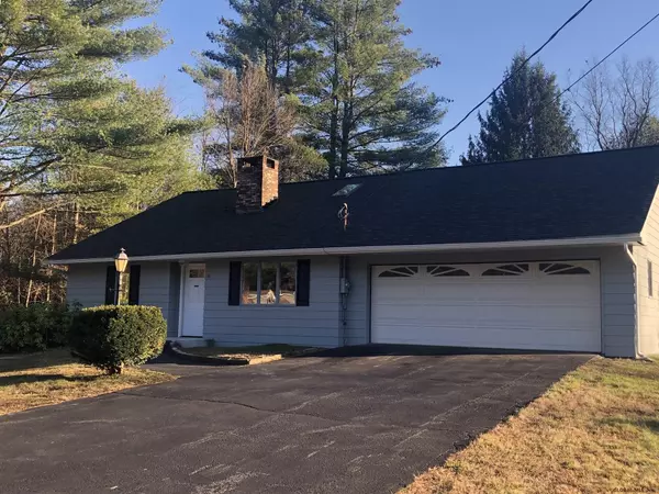 Lake Luzerne, NY 12846,36 ROSE Avenue