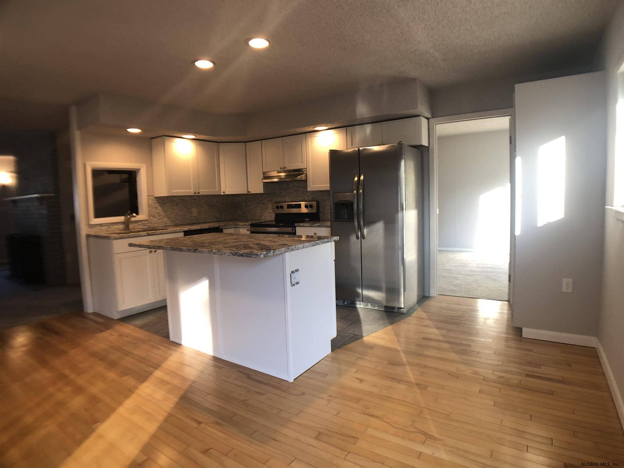 Lake Luzerne, NY 12846,36 ROSE Avenue