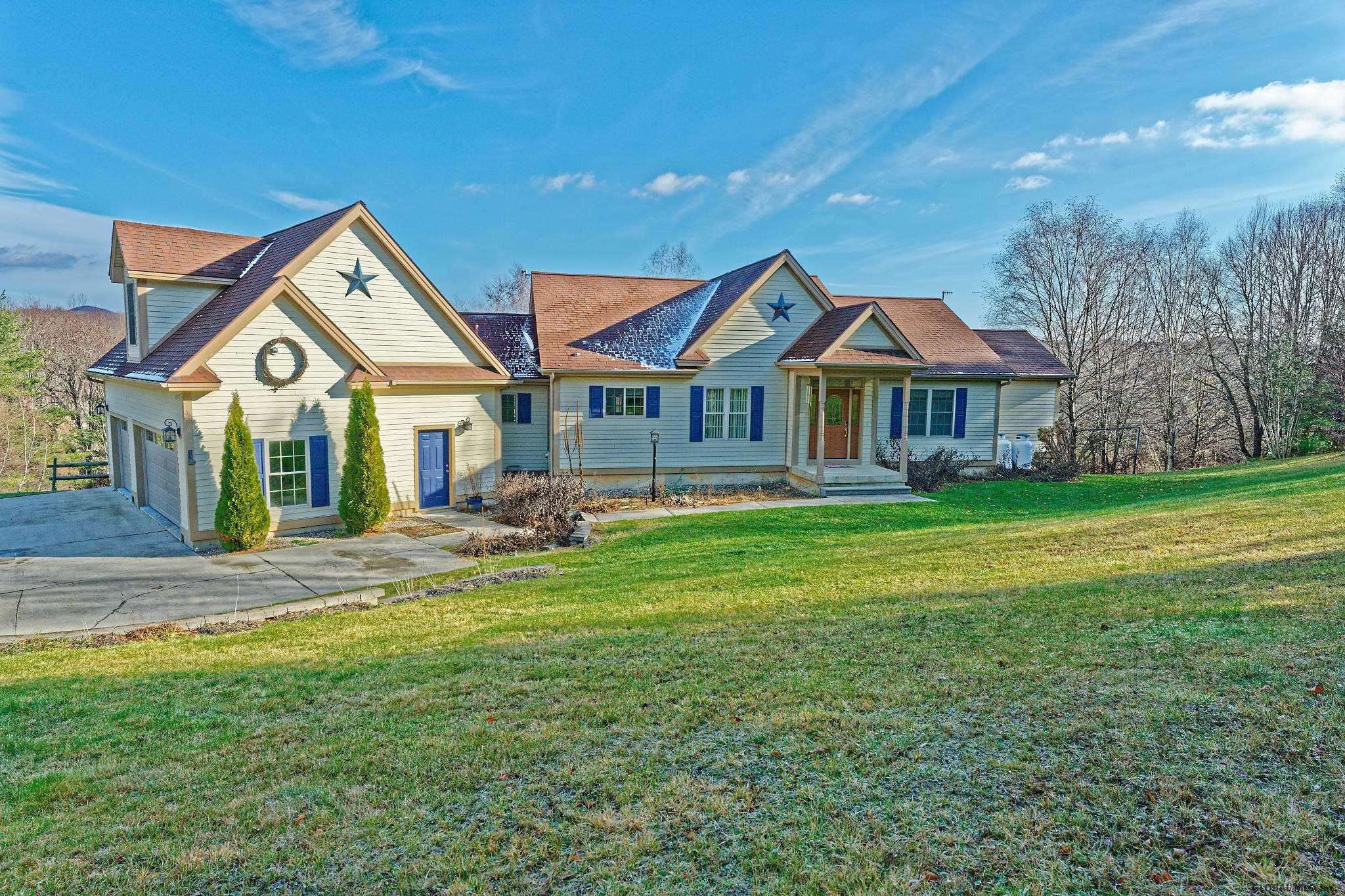 1834 MEETING HOUSE Road, Cambridge, NY 12816