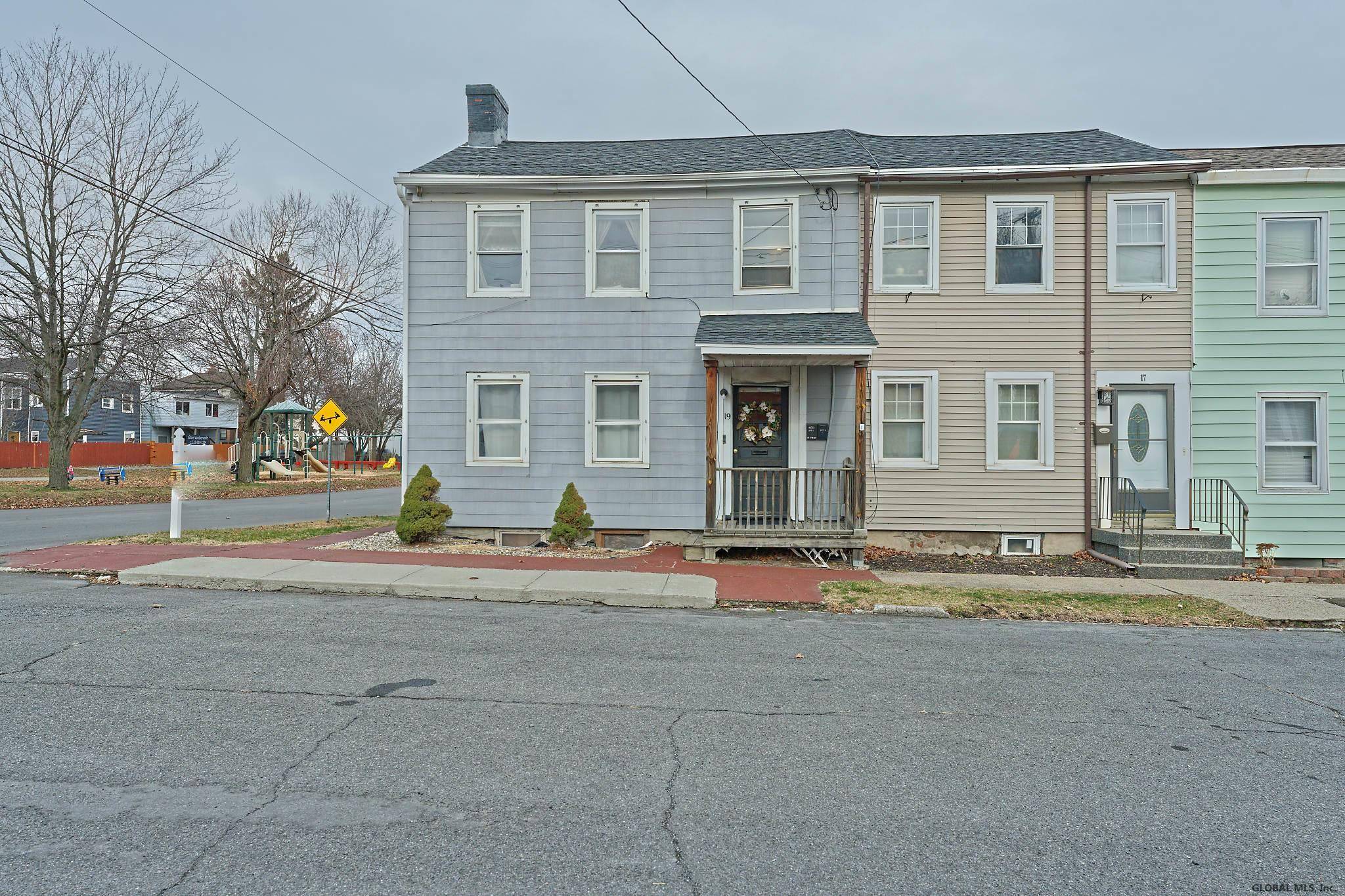 19 7TH Street, Watervliet, NY 12189