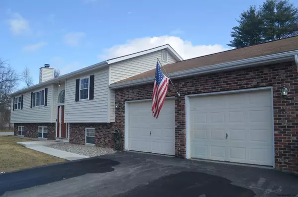 194 LEMONT Avenue, Corinth Village, NY 12822