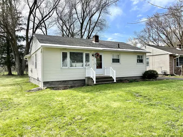 6 PARKIS Street, Rotterdam, NY 12150