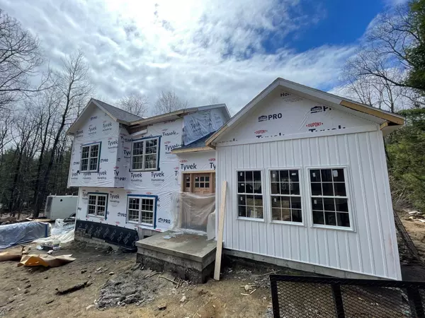 Lake George, NY 12845,193 KONCI Terrace