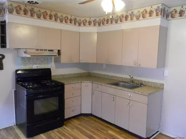 Ballston Spa, NY 12020,29 CRESTLINE Drive