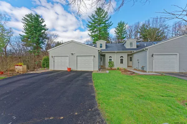 Guilderland, NY 12303,7515 ANTOINETTE Court