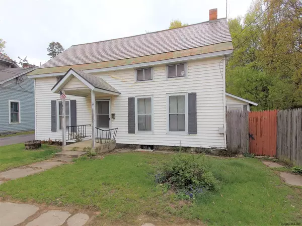 Hudson Falls, NY 12839,12 WALNUT Street