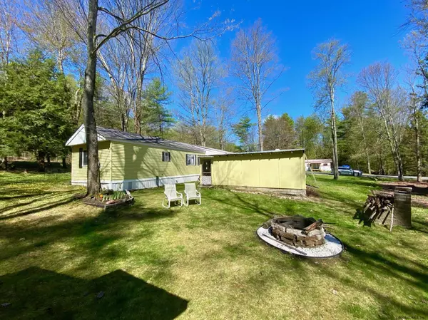 Corinth, NY 12859,25 HILLSIDE Avenue