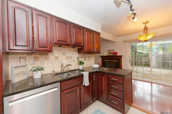 Ballston Spa, NY 12020,505 ELK Circle