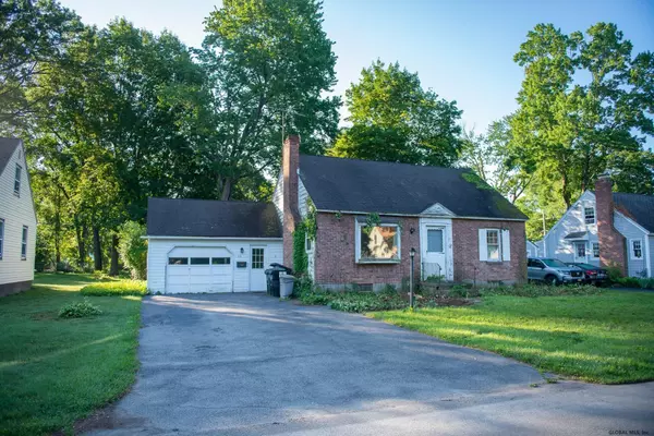 13 BIRCH Lane, Glenville, NY 12302