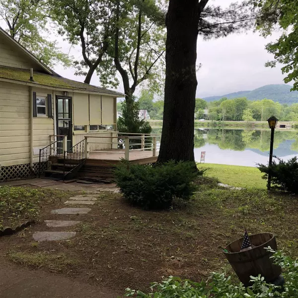 Lake Luzerne, NY 12846,77 TERRACE Drive