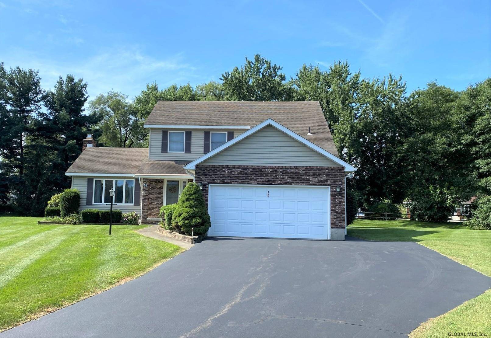 Colonie, NY 12205,60 OLD BIRCH Lane