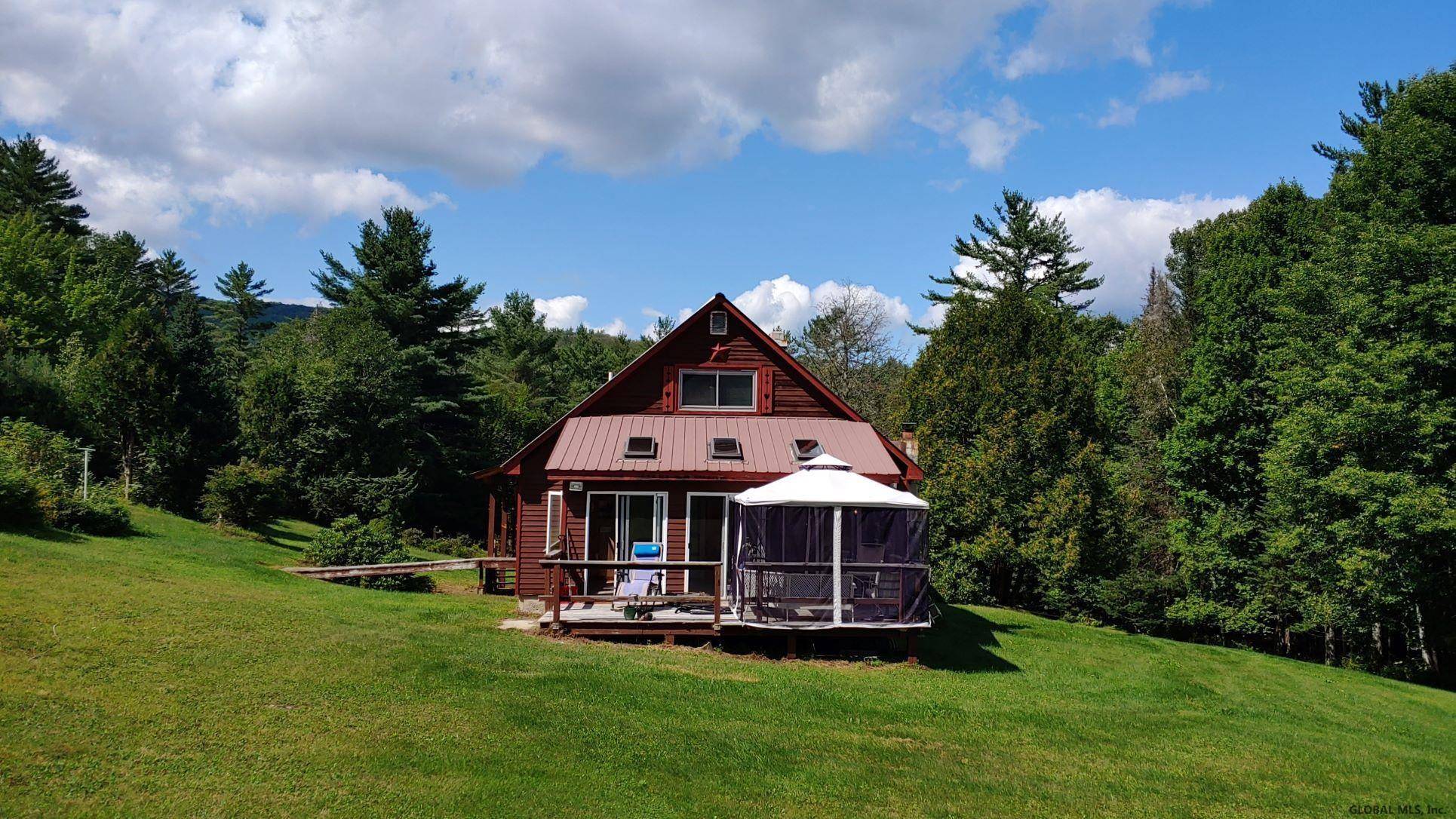 67 HOLLAND Road, Johnsburg, NY 12886