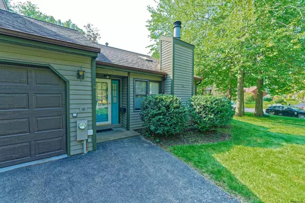 18 BRENDEN Court, Clifton Park, NY 12065