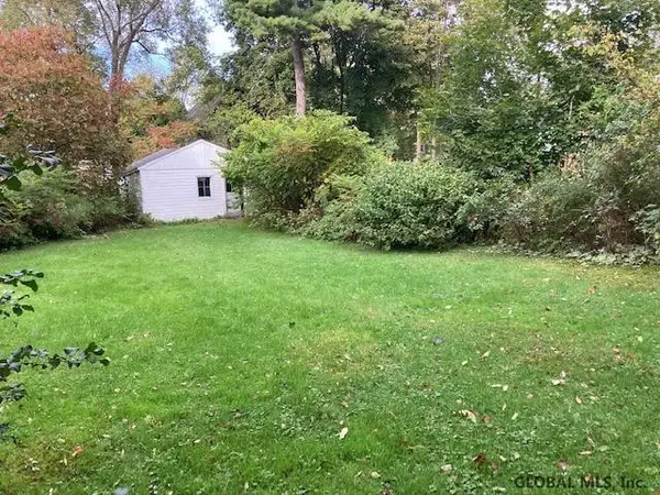 Round Lake, NY 12151,15 SARATOGA Avenue