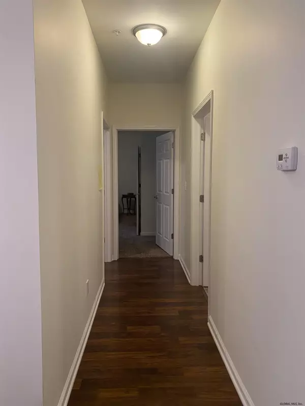 Cohoes, NY 12047,1102 ADMIRALS WALK Drive