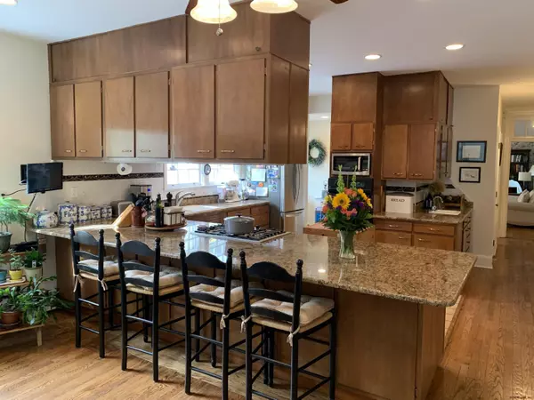 Round Lake, NY 12151,15 AMES Avenue