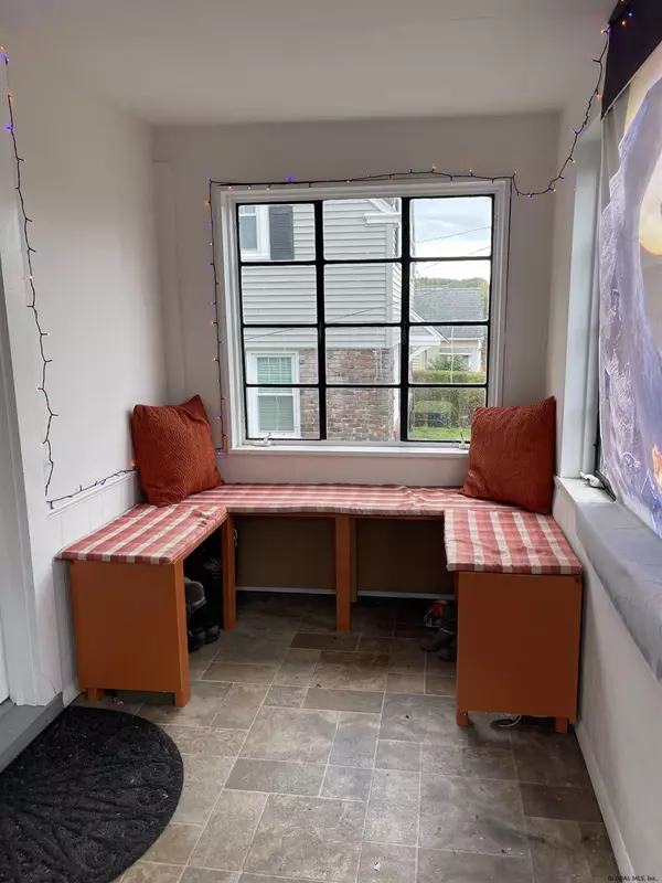 East Greenbush, NY 12144,254 MARYLAND Avenue